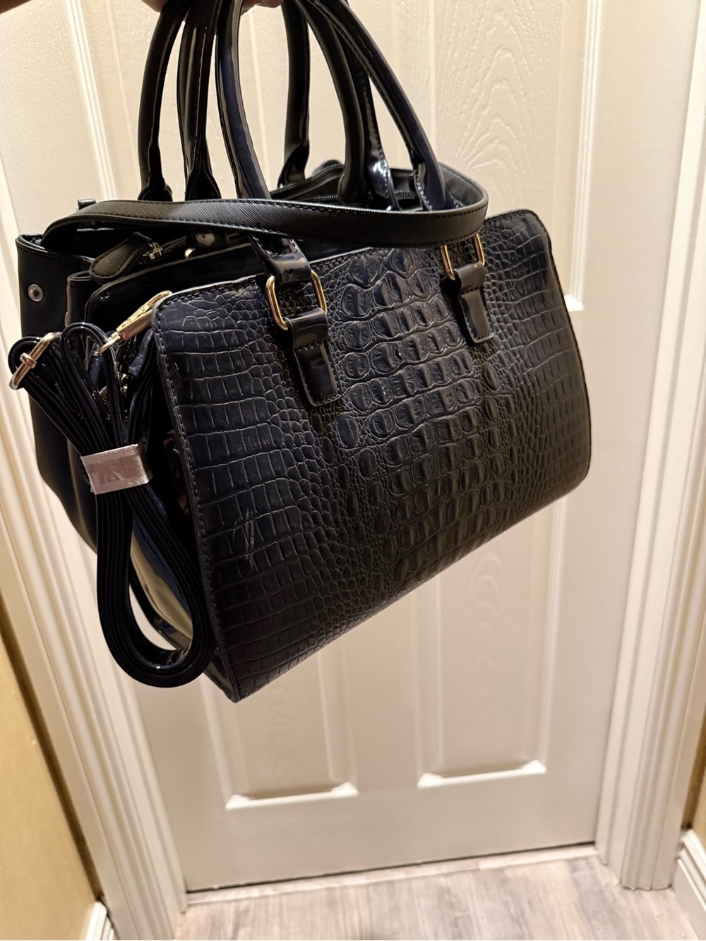 Black Croc-Embossed Satchel Handbag - Elegant Women's Bag